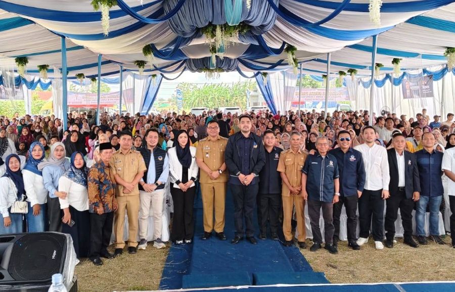 Prananda Paloh Bagikan 1.200 Paket Sembako untuk Masyarakat Deli Serdang